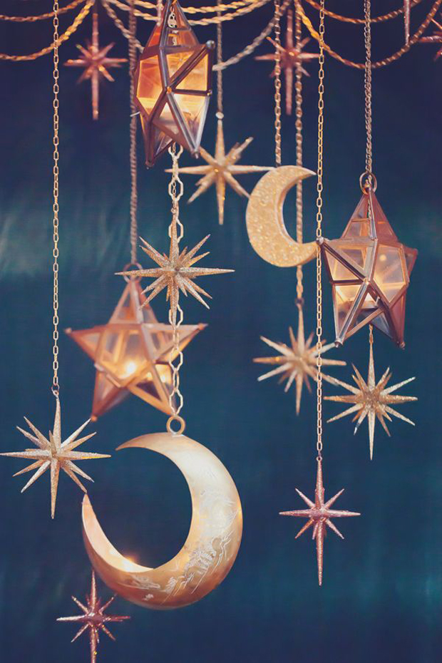 moon-and-stars-wedding-decorations